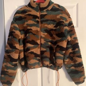 Cozy army bomber ✨